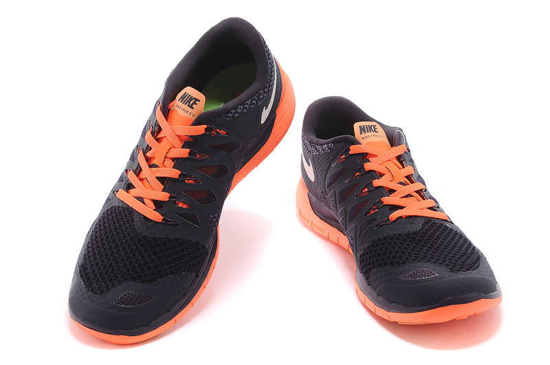 chaussures nike nouveau libres 5.0 hommes plus le noir d orange de fonctionnement (2)